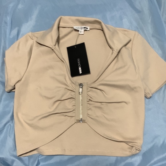 Top - Picture 3 of 4